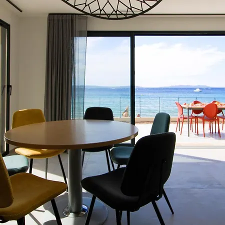 Select'sohome - Pour 6 Personnes Sur La De Cavaliere - Vue - 4 Etoiles - Bluemoon
