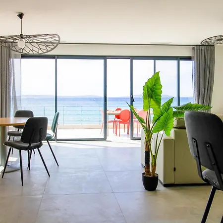 Apartman Select'sohome - Pour 6 Personnes Sur La De Cavaliere - Vue - 4 Etoiles - Bluemoon *