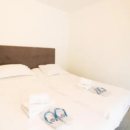Apartman Select'sohome - Pour 6 Personnes Sur La De Cavaliere - Vue - 4 Etoiles - Bluemoon Le Lavandou